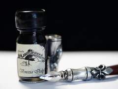 애정이 남기는 무책임한 다정함