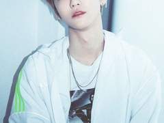 𝑜𝓃𝓁𝓎 𝑜𝓃𝑒 4