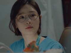 우산 건네주는 남자 3화