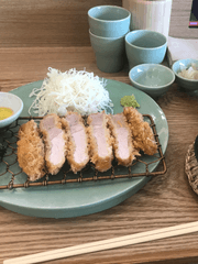 그 세계는 지금