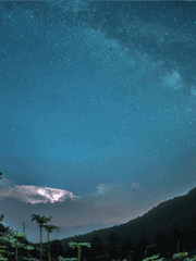 멋대로 성녀 소환당하고 빼앗기고 쫓겨났지만 밥은 먹어야 합니다