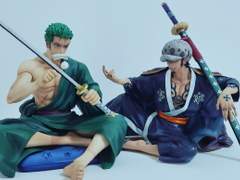 로우조로 피규어가 너무 야함