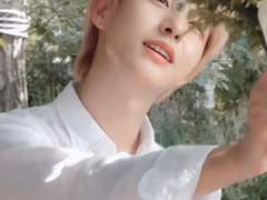 연하 같은 연상 남친 인준이가 보고 싶다.