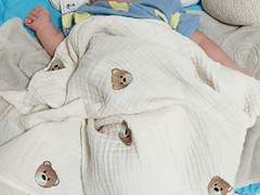 광기를 머그문 아이 사진 찍기.