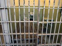 [깜방일기]죄수별곡 : 5.뼁끼통 안에서