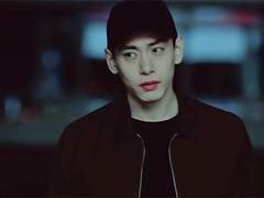 상한 위스키의 맛 3.