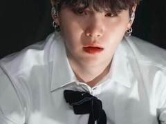 내가 좋다고 따라다녔던 아저씨한테 청첩장을 받았다