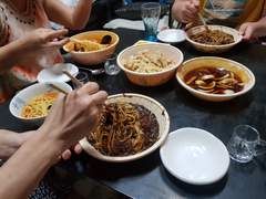 2022. 7. 29. 투잡 마무리, 코인 급등, 점심엔 팔도 비빔면~