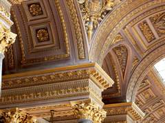 톨비밀레베인 :: 벽의 덩굴이 그리는 문양