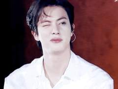 [김석진] 연상과 연하의 상관관계 03