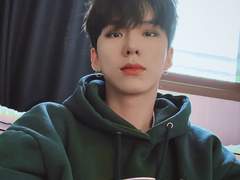 유사투표 - 더 귀여운 건