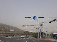 신호 무시하고 간다고 잘 되던?