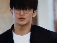 여친이랑 싸운 이마크