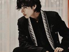 가면속의 어떤 것 92.