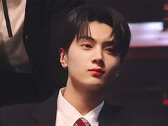 Q. 애인이 좀비가 되었는데