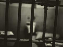 청%&자교도소에서 살아남기