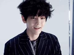 [변백현] ﻿확실의 그린라이트인가 이게..?﻿🙄🙄﻿