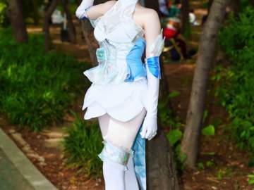 롤 자이라 수정장미 스킨