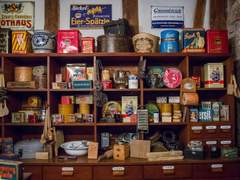 잡화점에 어서 오세요.