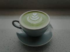 이방인의 한 끼