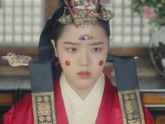 첫날밤은 그렇게 지나가고