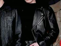 지랄맞은 흰담비 中