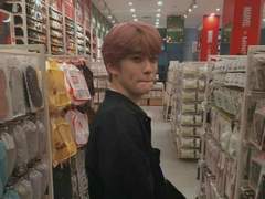 예능 '내 혼자 산당' 출연한 배우와 그걸 찍는 PD