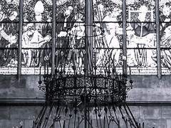 혀에 머무른 게 무엇인줄 알면서도.