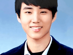 영케이 증명사진 배포