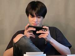 짝남이 나보고 이제 자기 그만 좋아하라는디