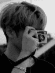 떨어지는 꽃과 흐르는 물