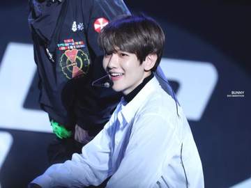 백현 빙의글 - 손을 잡아줘