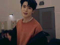 우정이 쏘아올린 애정