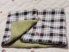 핸드메이드 단추 넥워머