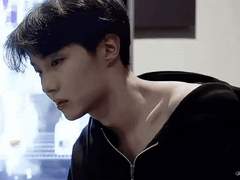 선배, 이유 없는 다정함은 죄예요