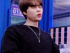 길가면서 춤추다가..