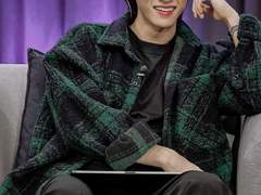 <하늘에 핀 꽃 한송이>