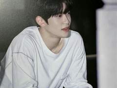 완벽한 내 이상형을 찾았다.