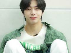 <하늘에 핀 꽃 한송이>