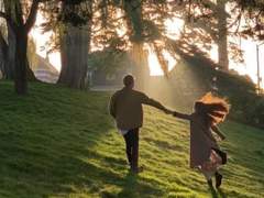 여름 소나기 속 기억