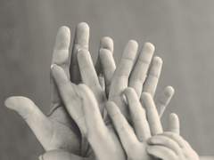 목숨을 걸어야 하는 것.