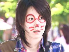 납골당 소년 - 동희 役