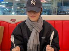 연하 여친한테 모든 게 조심스러운 양정인