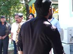 뭐? 이렇게 입고 금욕이요?