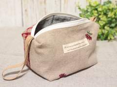 핸드메이드 자수 파우치