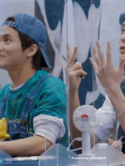 제가 지금 바람을 피고 있는데요?