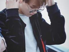 그래서 무슨 사이라고? talk!