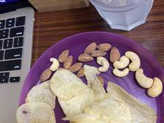 마시지 않으면 버틸수 없을것 같은 날이 있다