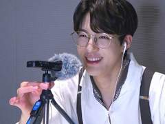 제가 지금 바람을 피고있는데요? 6