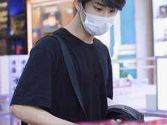 해외여행 다녀온 한지성 마중나가기